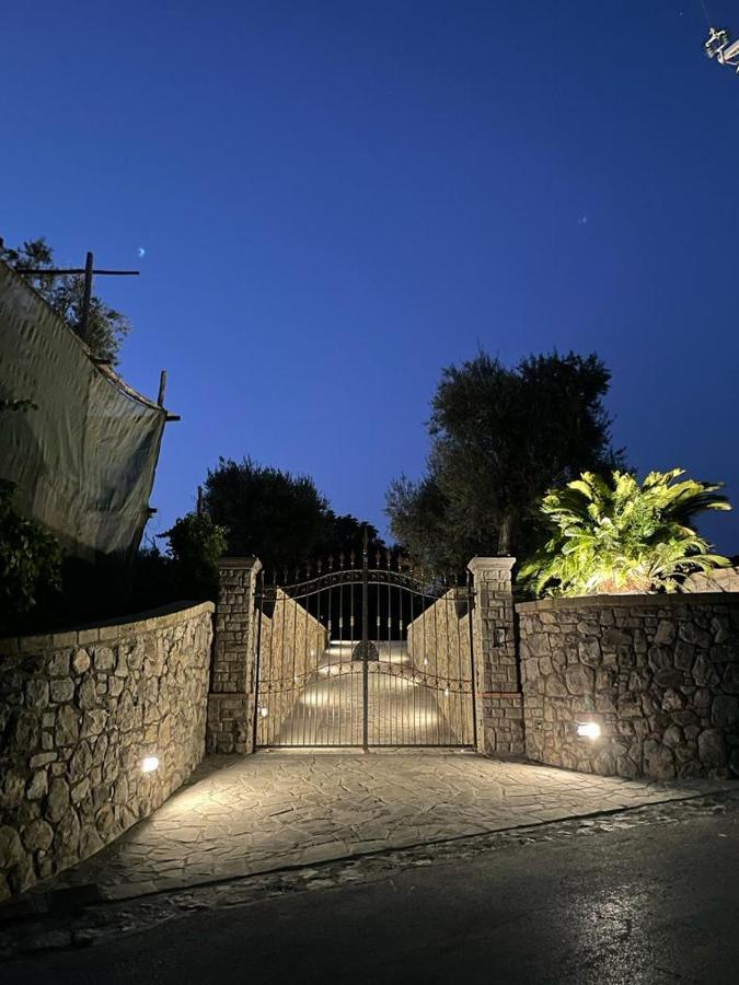 Liparulo Holiday House Massa Lubrense Exterior foto